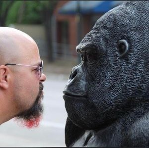 Meet your Posher, Tommy